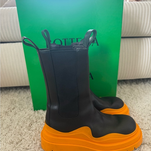 Bottega Veneta Black and Orange Combat Boots - Picture 3 of 5